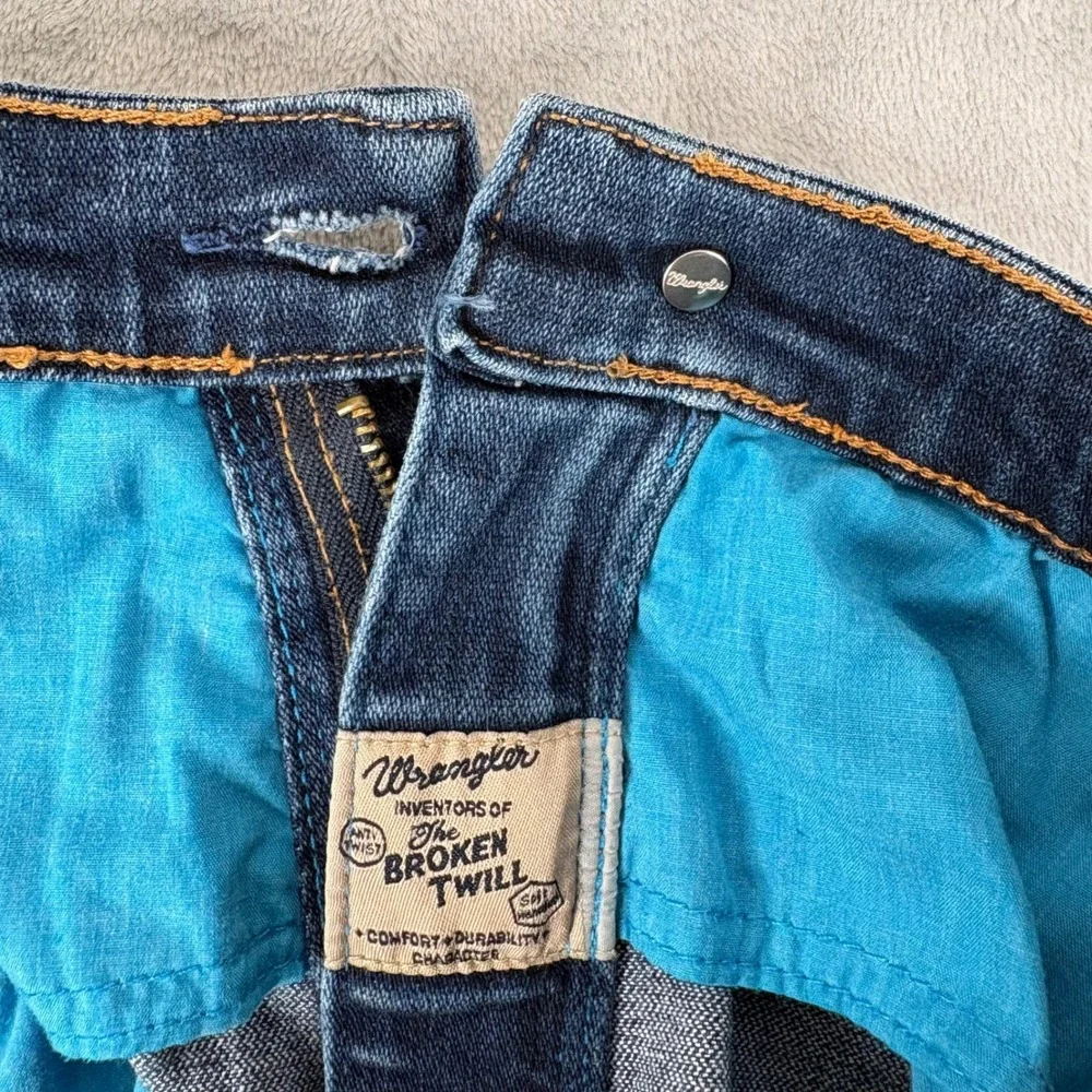Wrangler‎ Denim Shorts Mens 40 (Fits 39x10) Blue Madden Rugged Western Cowboy
